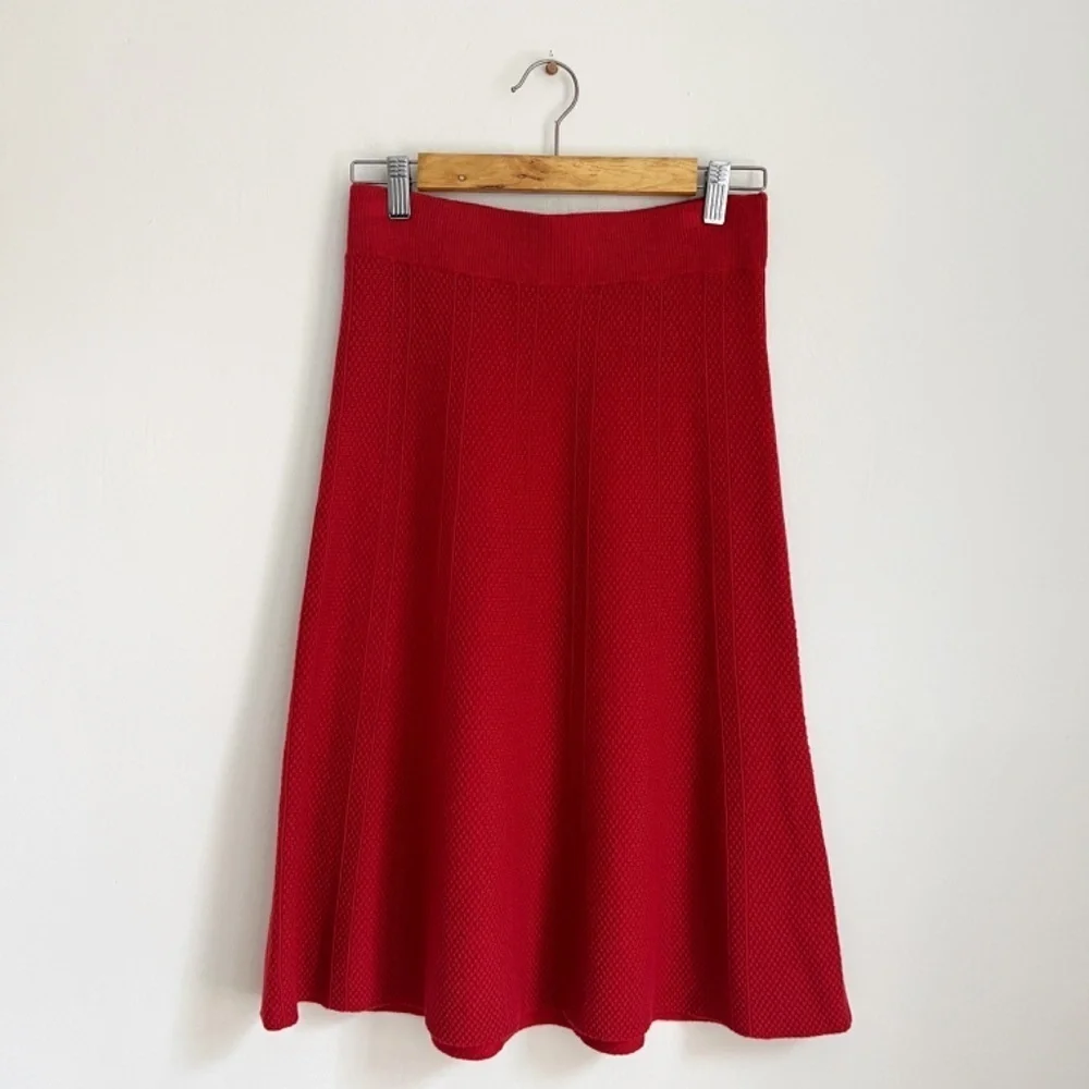 NEW ANN TAYLOR Flare High Waist Burgundy‎ Knit Sweater Skirt XS